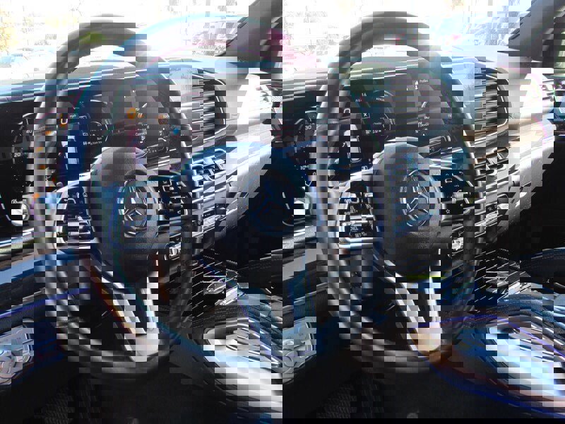 Used 2020 Mercedes-Benz GLS 450 4MATIC image 11