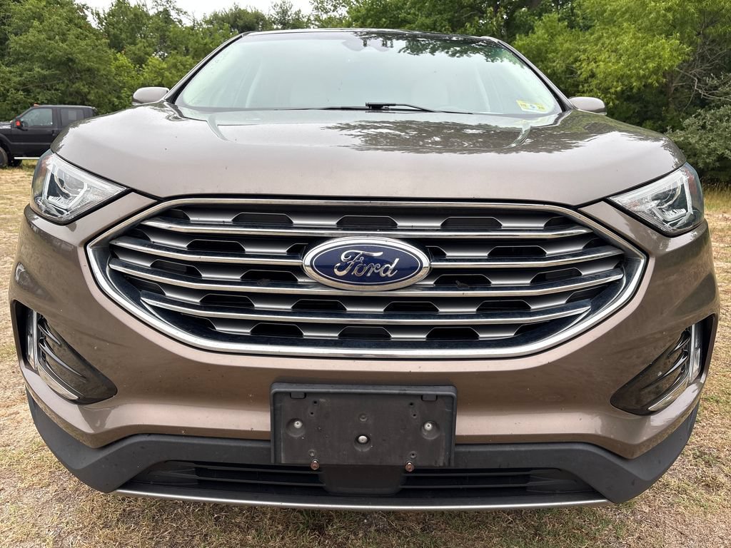 Used 2019 Ford Edge SEL w/ Equipment Group 201A AWD/4WD image 2