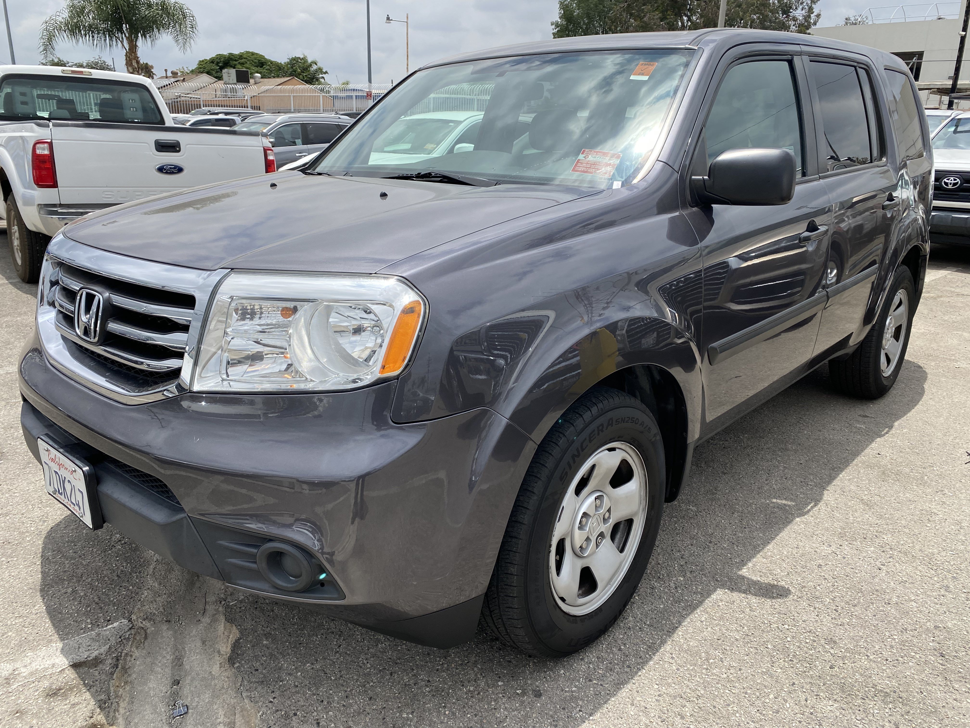 Used 2015 Honda Pilot LX image 2