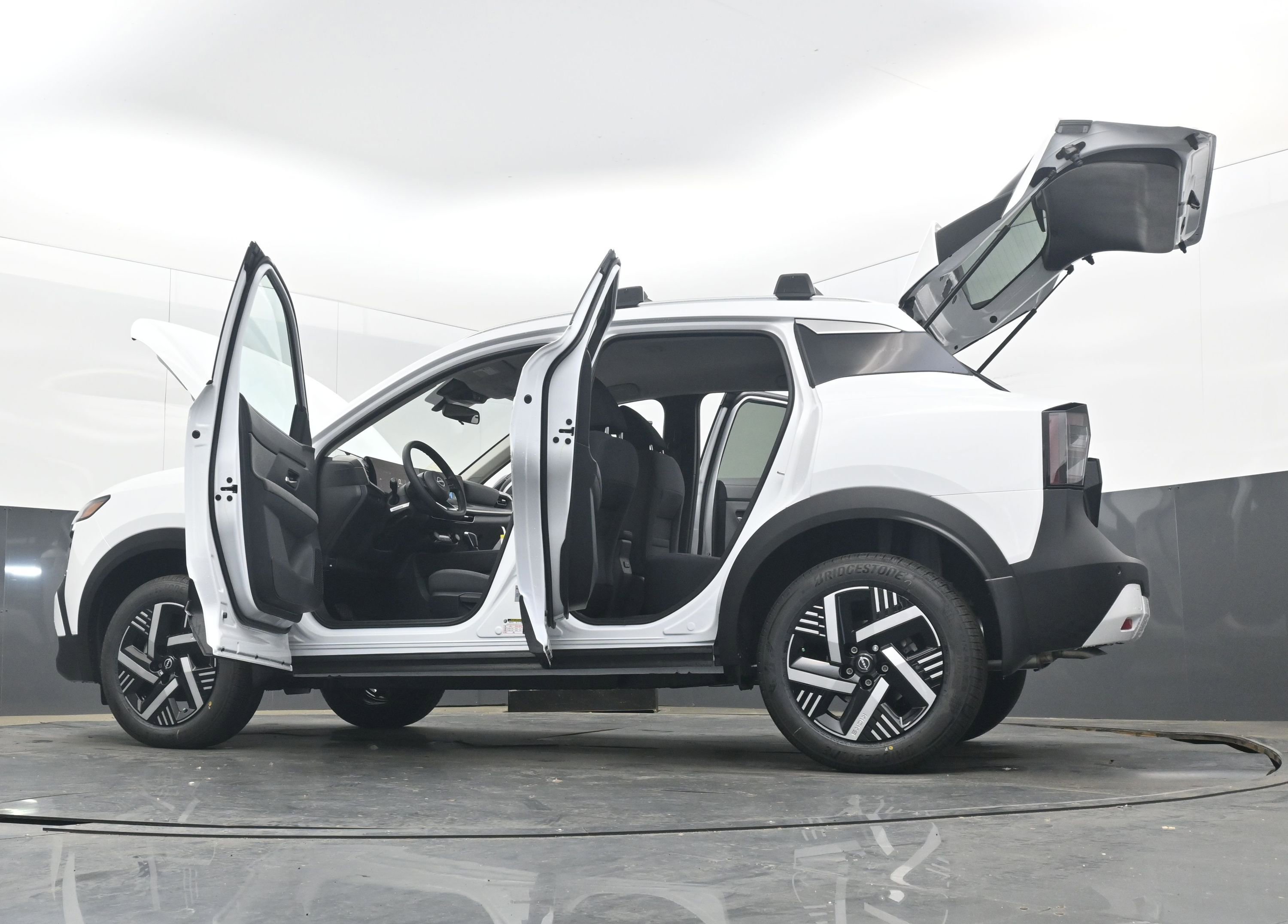 New 2026 Nissan Kicks SV FWD image 42