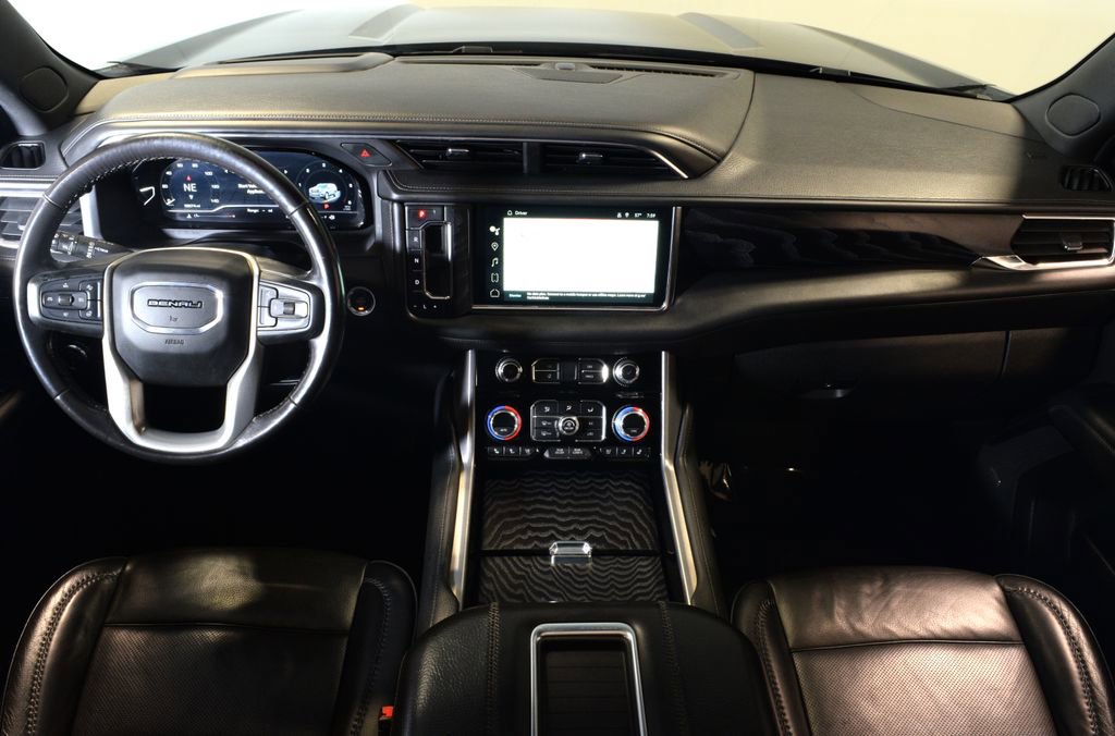 Used 2023 GMC Yukon Denali image 13