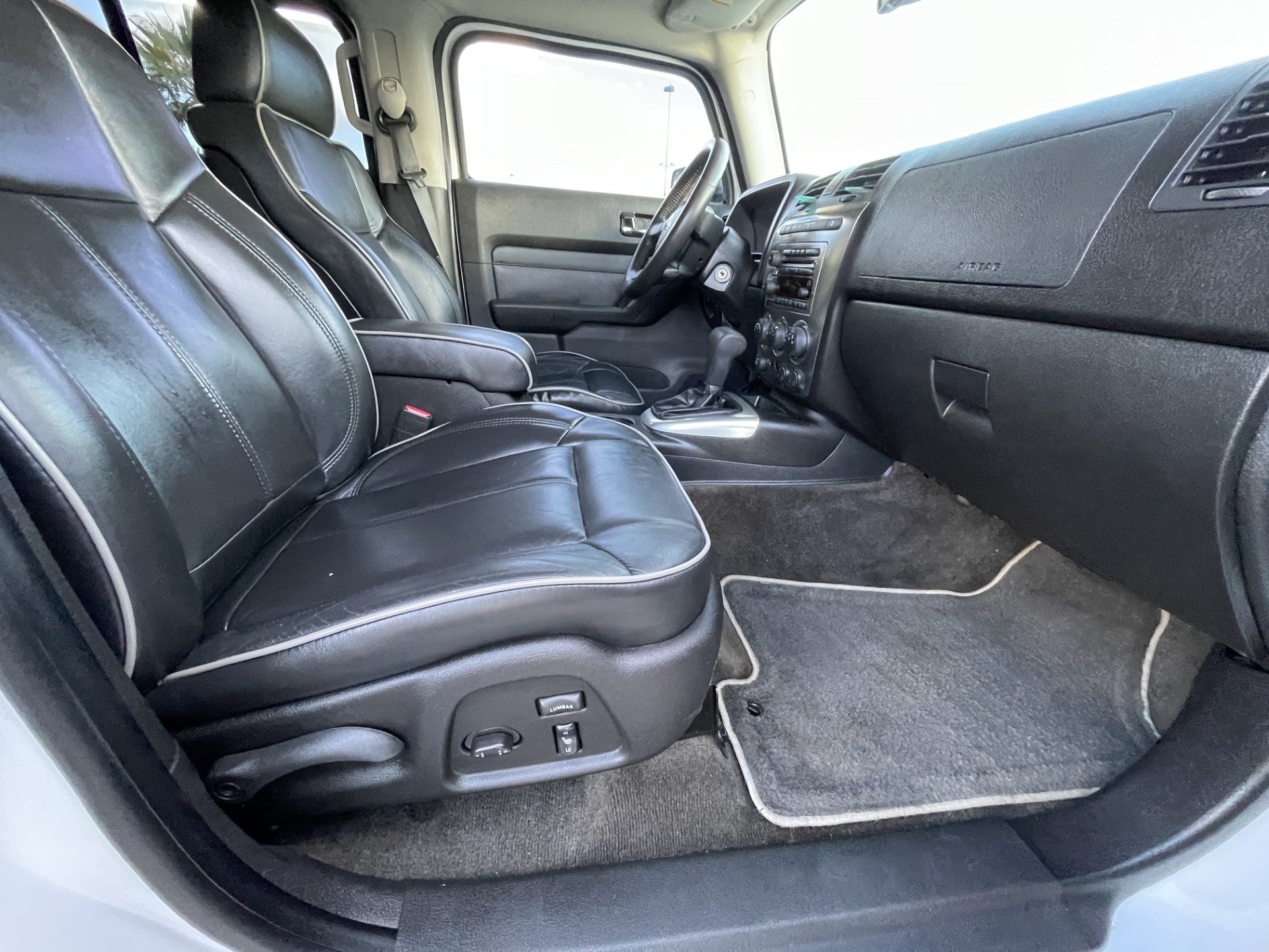Used 2009 HUMMER H3 Luxury AWD/4WD image 23