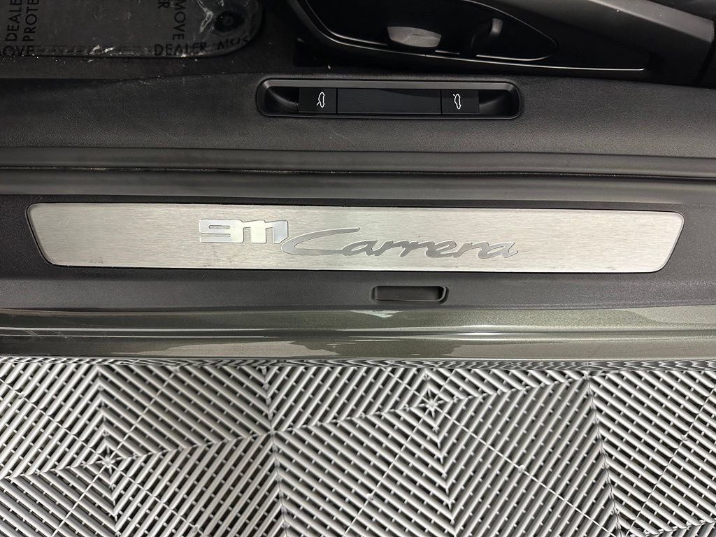 Certified 2022 Porsche 911 Carrera RWD image 20