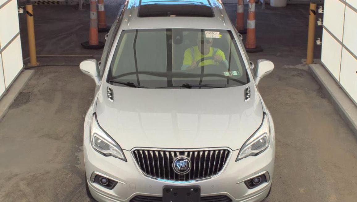 Used 2018 Buick Envision Premium w/ Driver Confidence Package AWD/4WD image 2