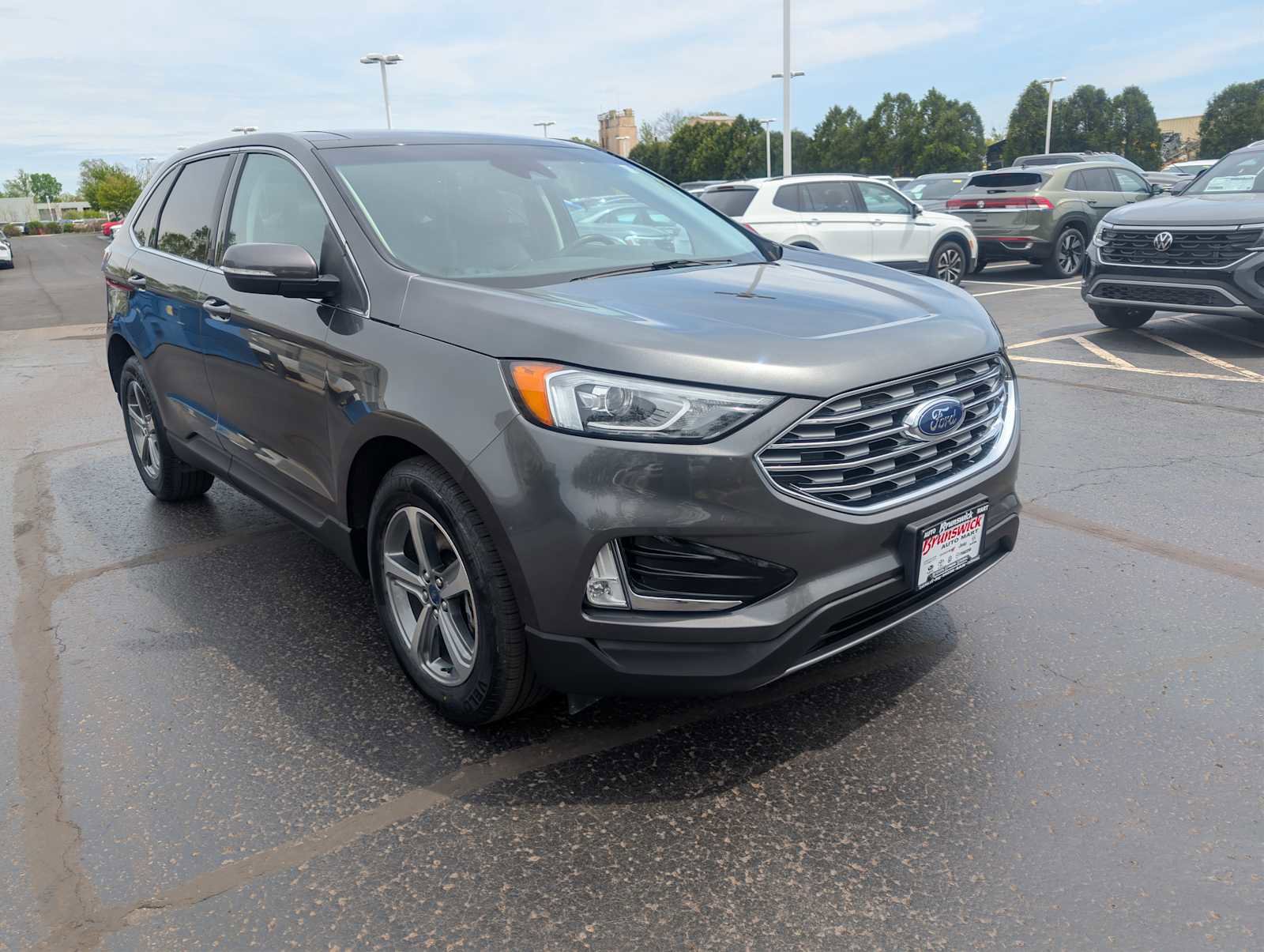 Used 2019 Ford Edge SEL w/ Equipment Group 201A AWD/4WD image 1