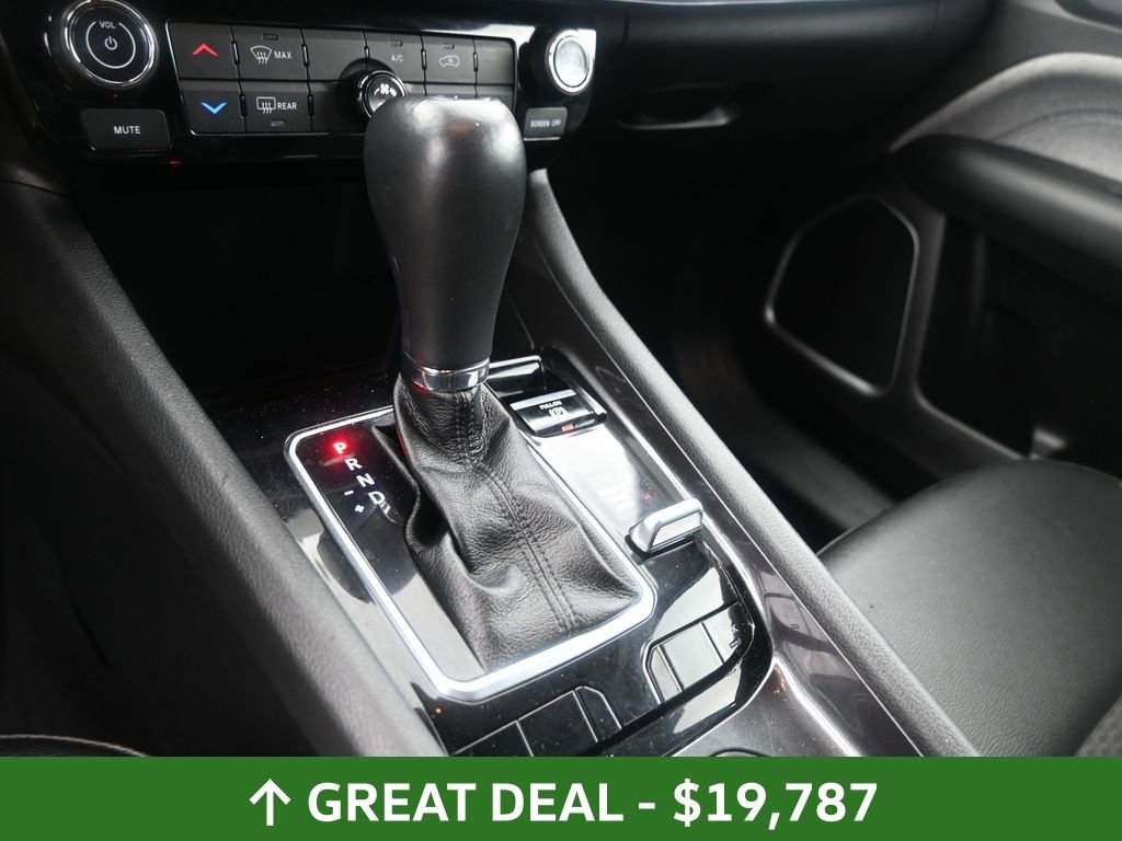 Used 2024 Jeep Compass Latitude image 31