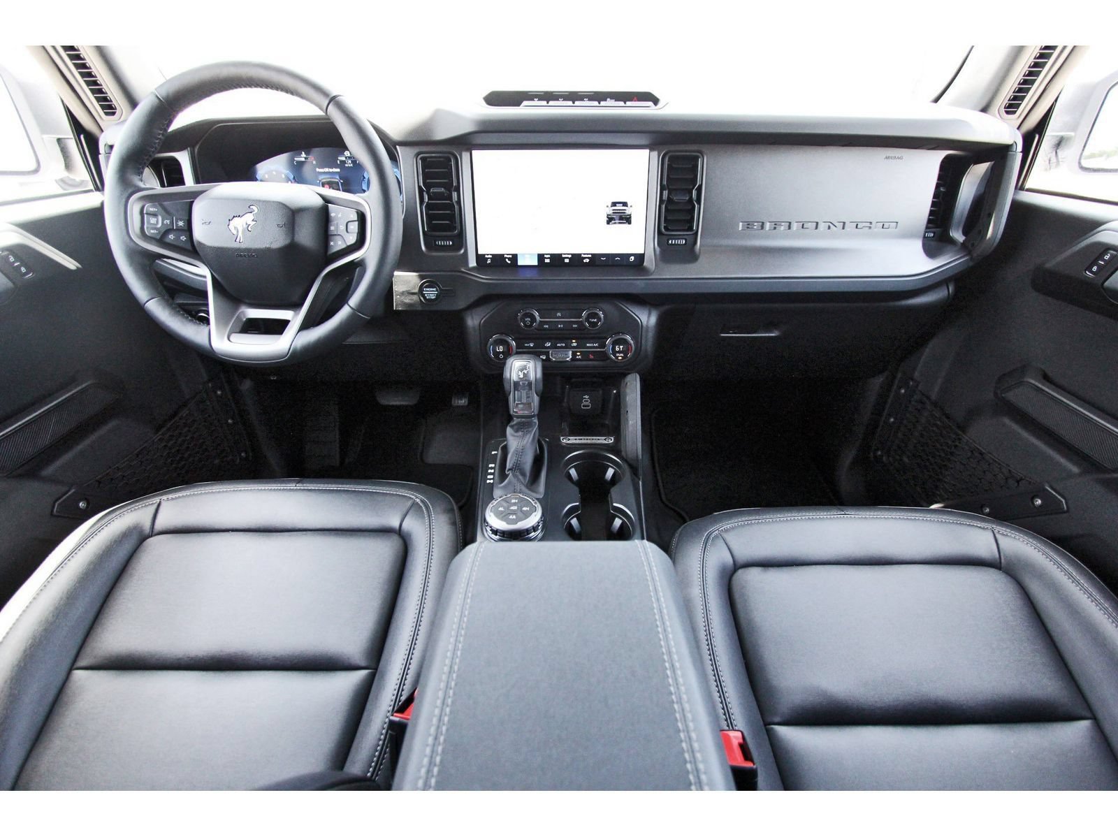 Used 2026 Ford Bronco Badlands AWD/4WD image 11
