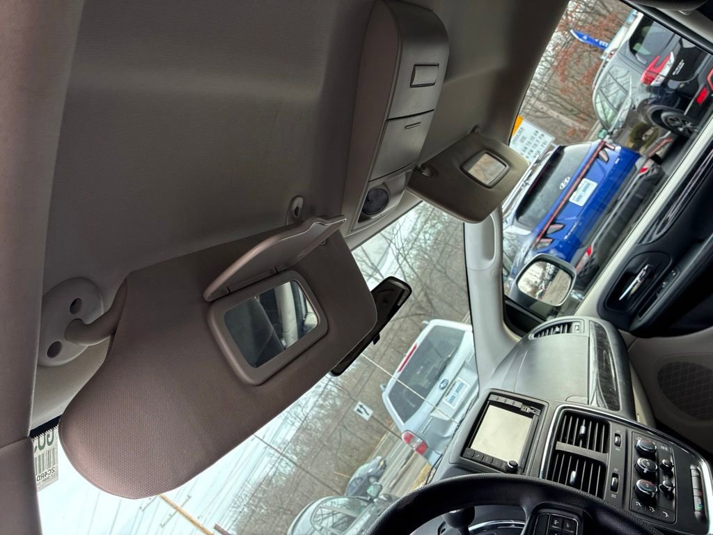 Used 2017 Dodge Grand Caravan SE w/ Power Window Group image 37