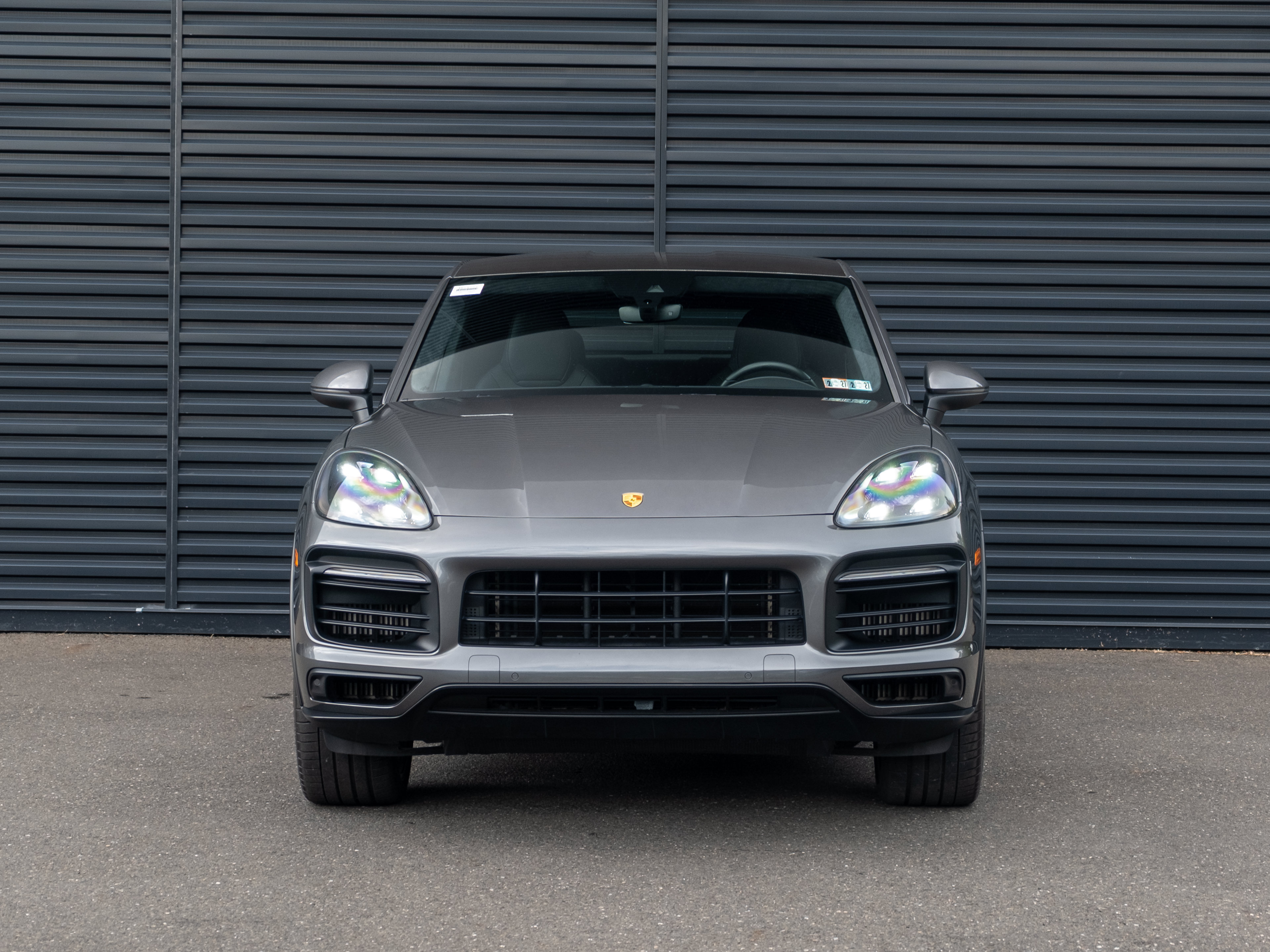 Certified 2022 Porsche Cayenne S AWD/4WD image 11