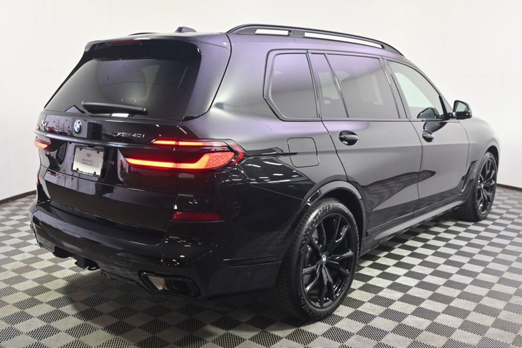 Used 2025 BMW X7 xDrive40i w/ M Sport Package image 7