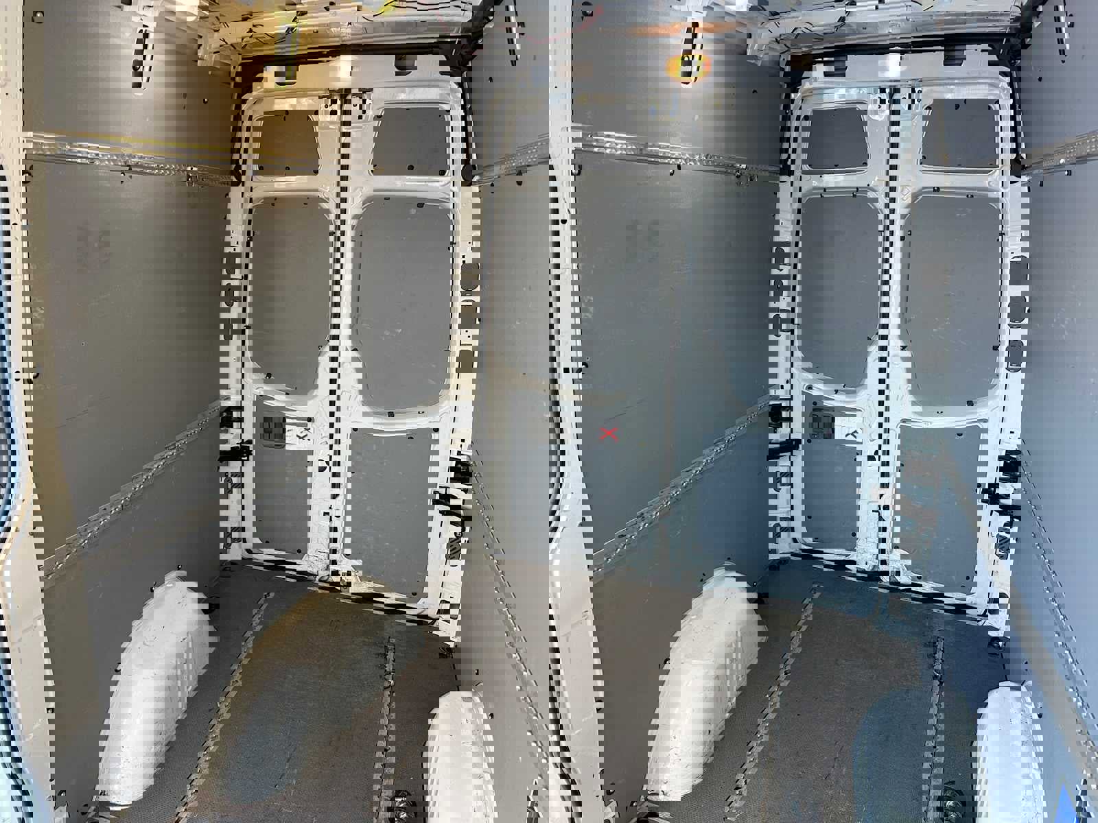 Used 2016 Freightliner Sprinter 2500 image 16