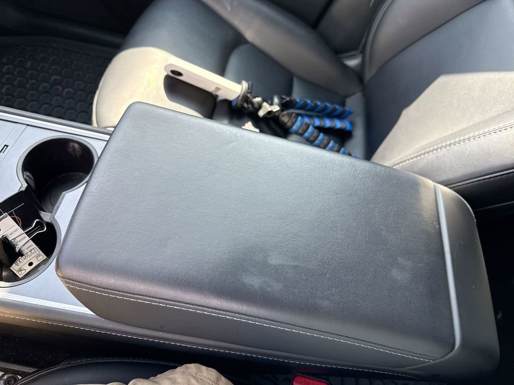 Used 2022 Tesla Model Y Performance image 21