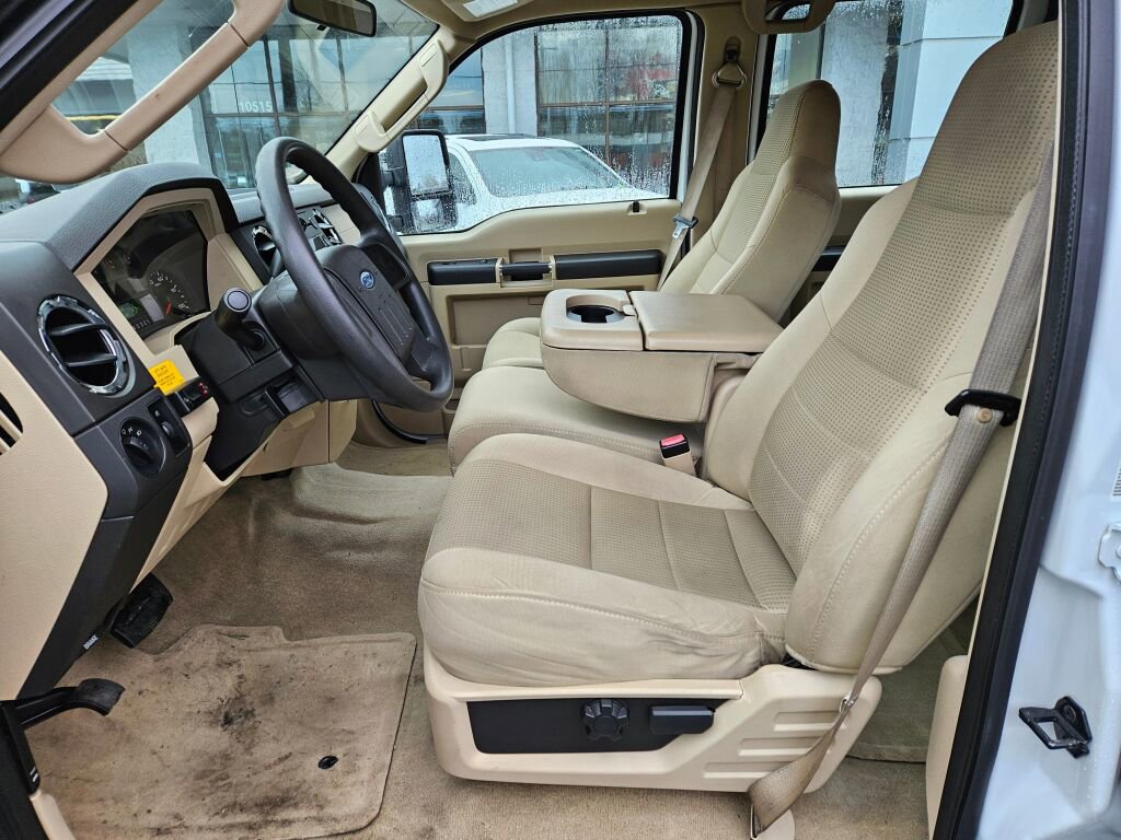 Used 2008 Ford F550 2WD Crew Cab Super Duty image 14