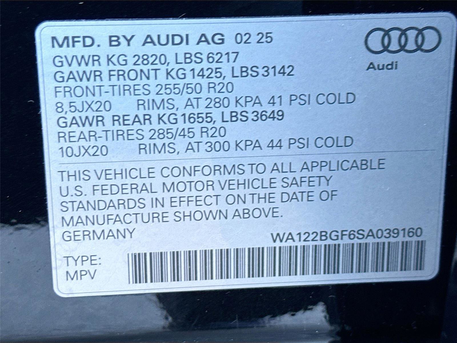 Used 2025 Audi Q6 e-tron Premium Plus w/ Premium Plus image 32