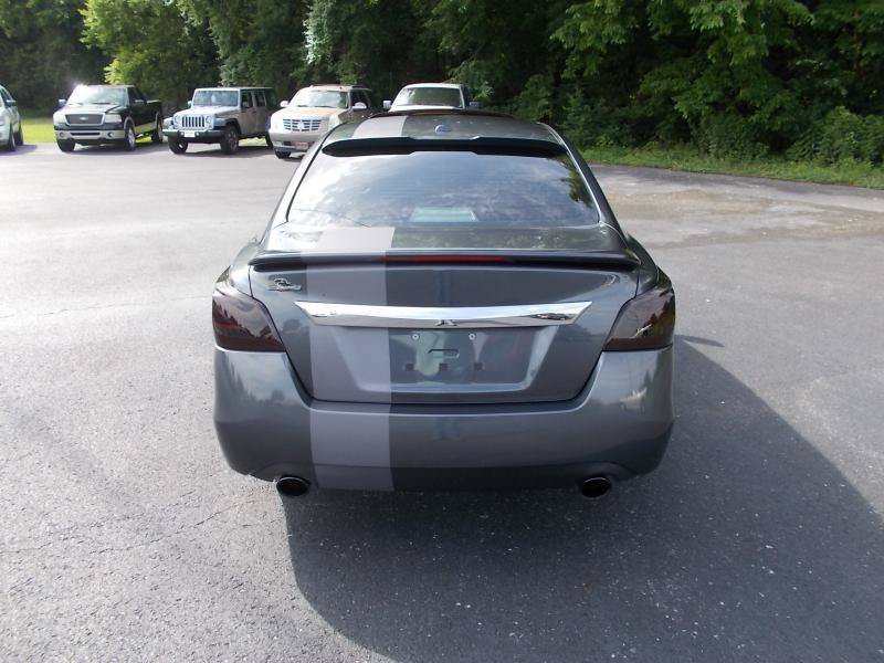Used 2013 Nissan Altima 3.5 SL w/ Technology Pkg FWD image 15