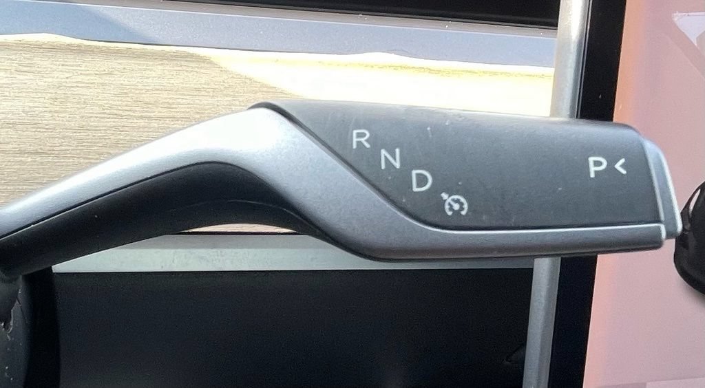 Used 2018 Tesla Model 3 Long Range RWD image 21
