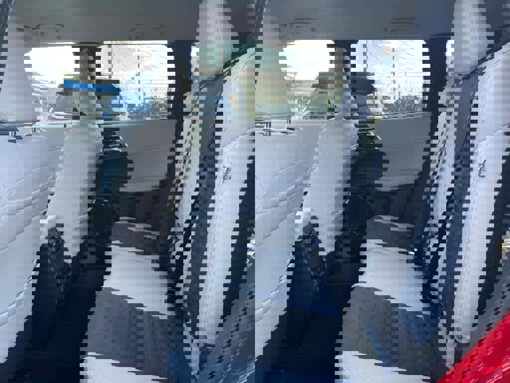 New 2025 Mitsubishi Outlander SE image 12