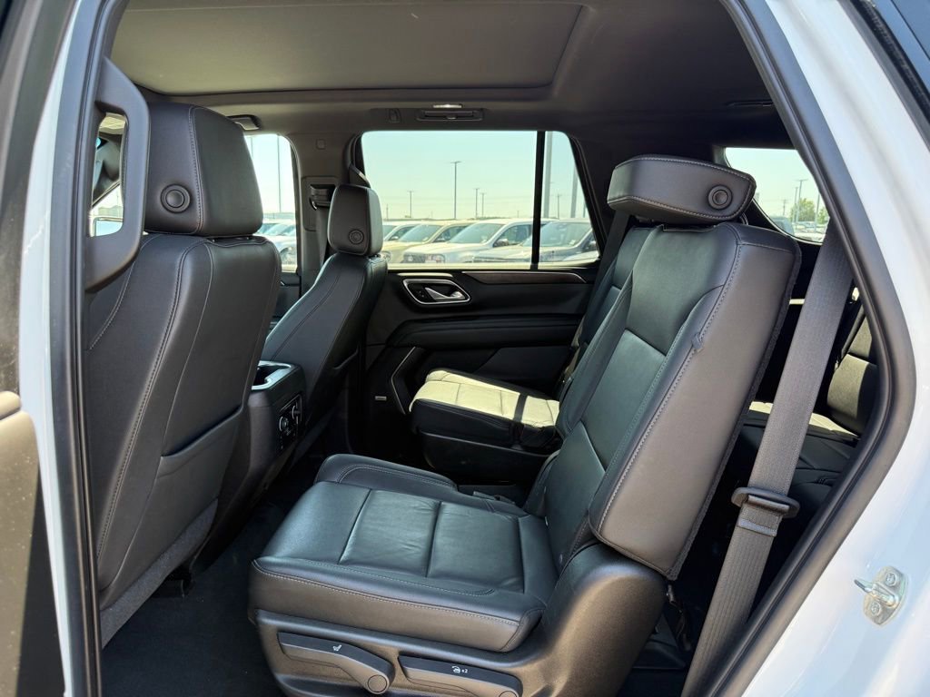 Used 2021 Chevrolet Tahoe Z71 w/ Z71 Off-Road Package AWD/4WD image 7