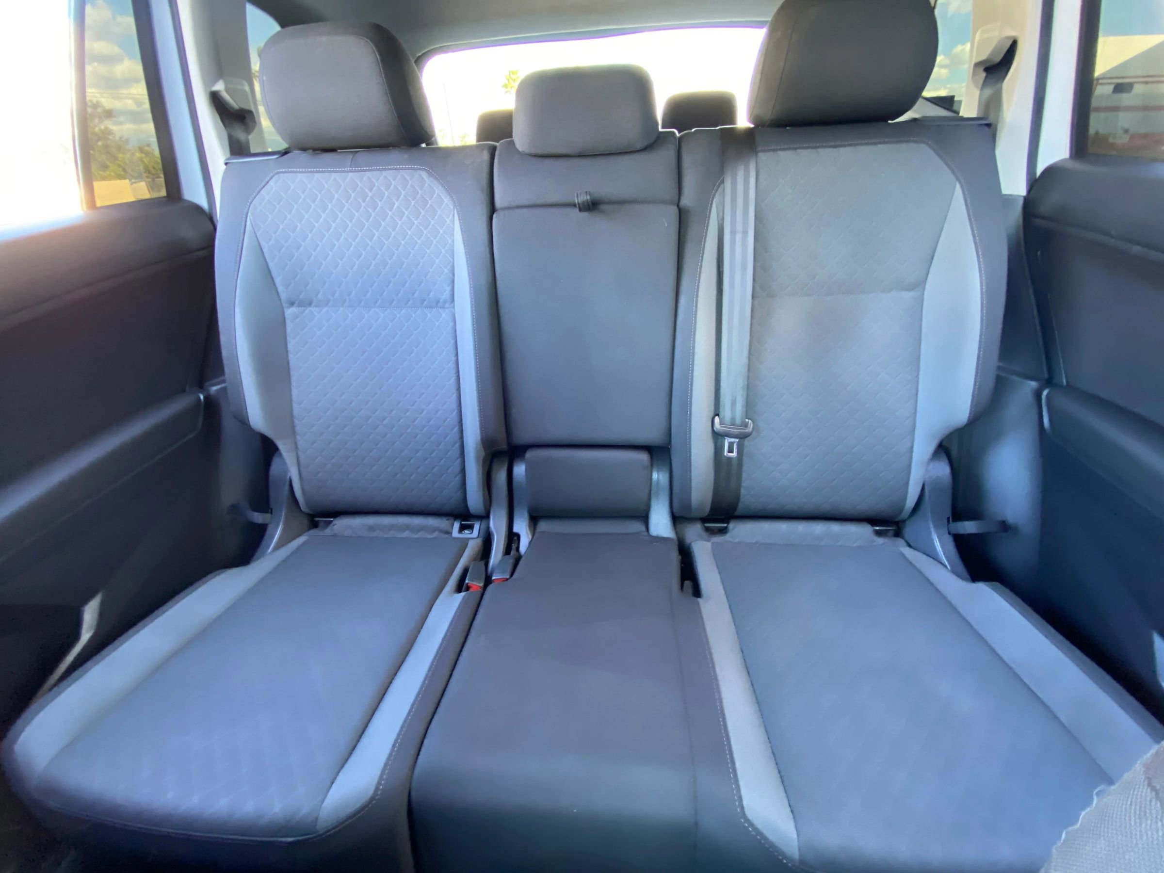 Used 2019 Volkswagen Tiguan S image 21