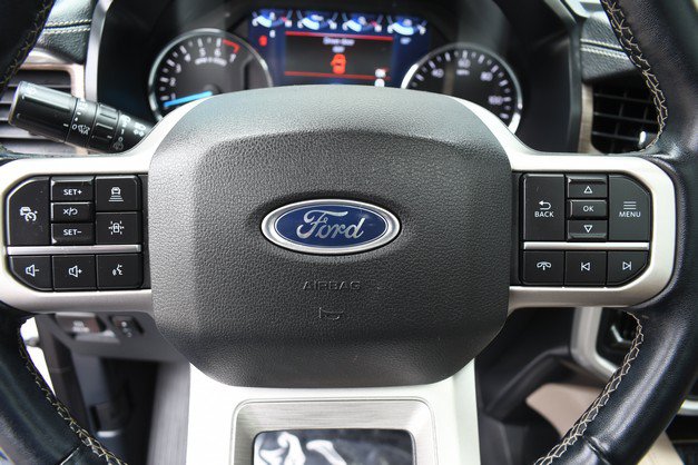 Used 2022 Ford Expedition Limited AWD/4WD image 32