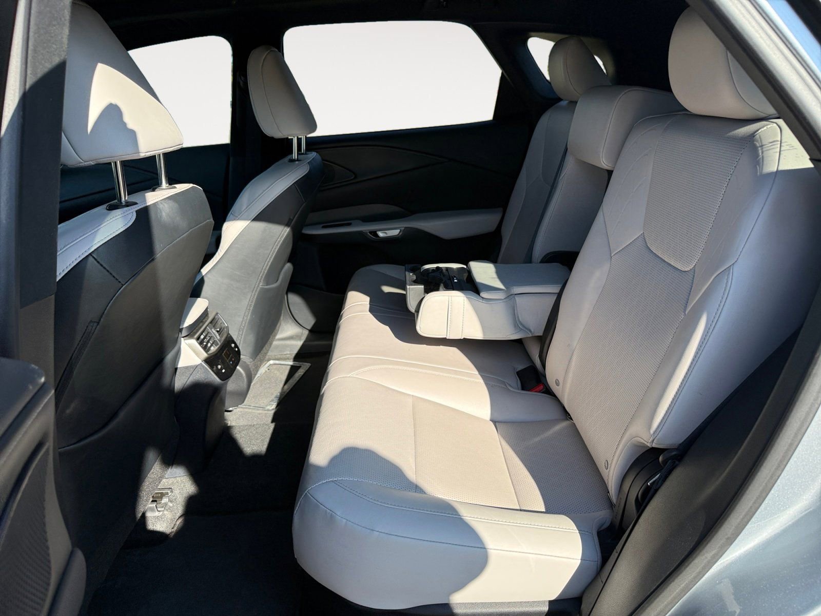 Used 2023 Lexus RX 350 Premium image 13