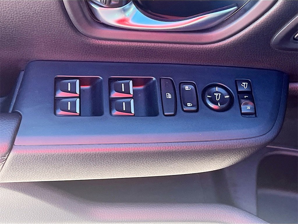 Used 2025 Honda Pilot Elite image 17