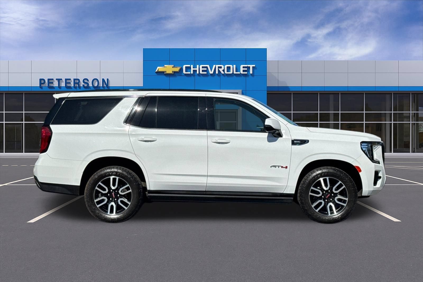 Certified 2022 GMC Yukon AT4 w/ Max Trailering Package AWD/4WD image 3