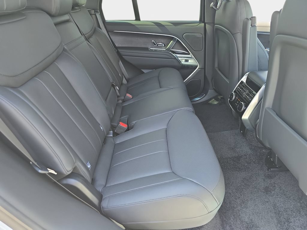 New 2026 Land Rover Range Rover SE AWD/4WD image 11