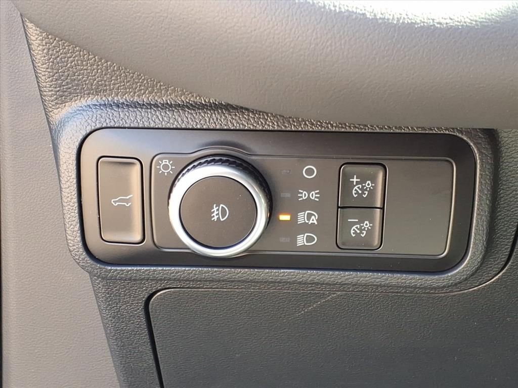 New 2026 Ford Explorer Active image 21