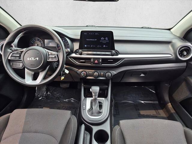 Used 2024 Kia Forte LXS FWD image 16