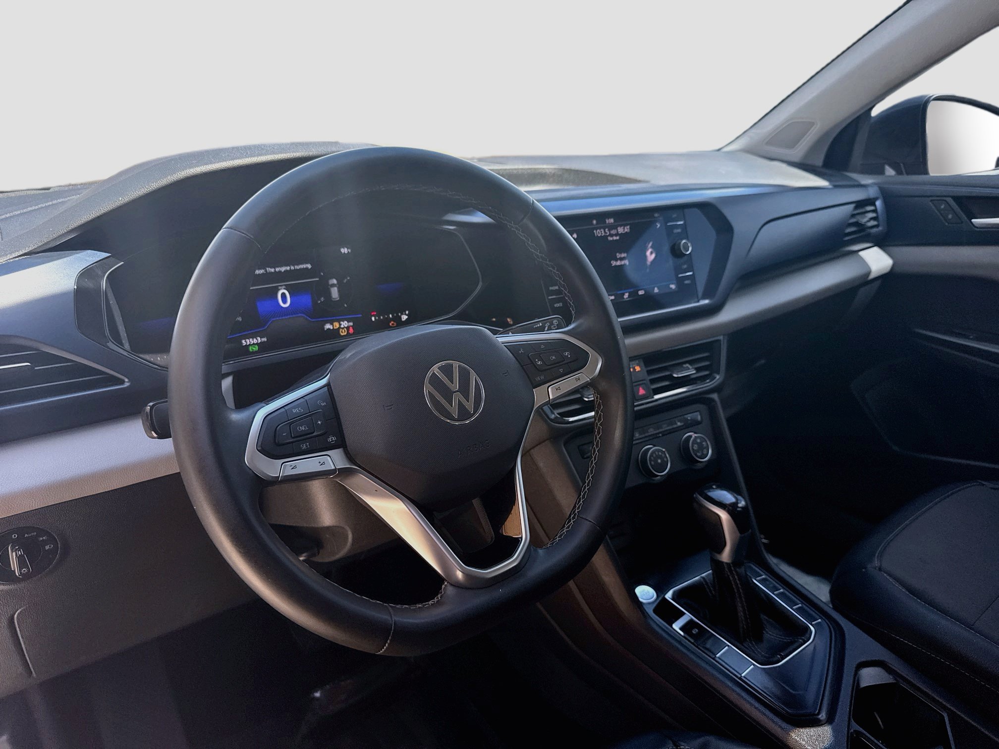Used 2022 Volkswagen Taos SE FWD image 9