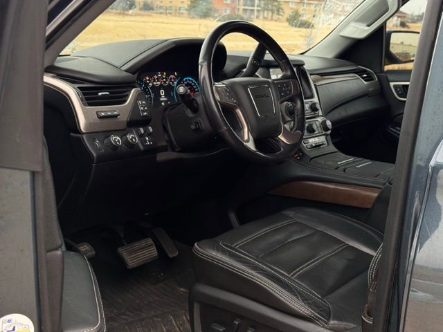 Used 2019 GMC Yukon Denali w/ Denali Ultimate Package image 12