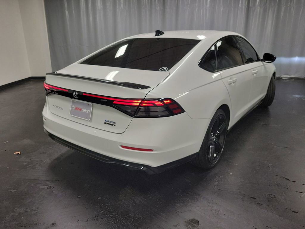 Used 2025 Honda Accord Sport image 8