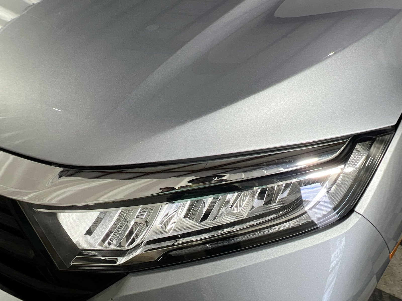 Used 2023 Honda Odyssey Elite image 8