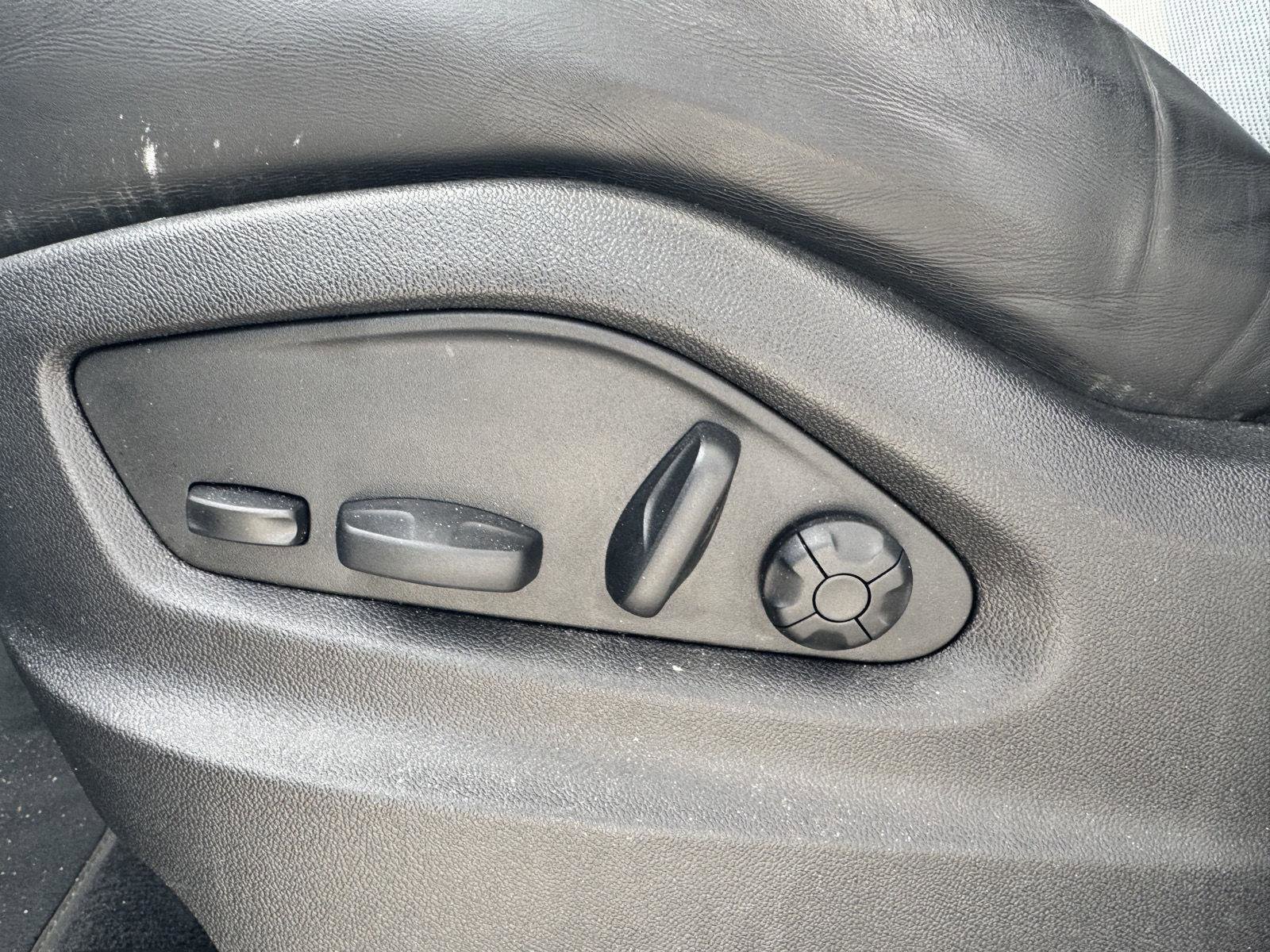 Used 2022 Porsche Cayenne S Platinum image 8