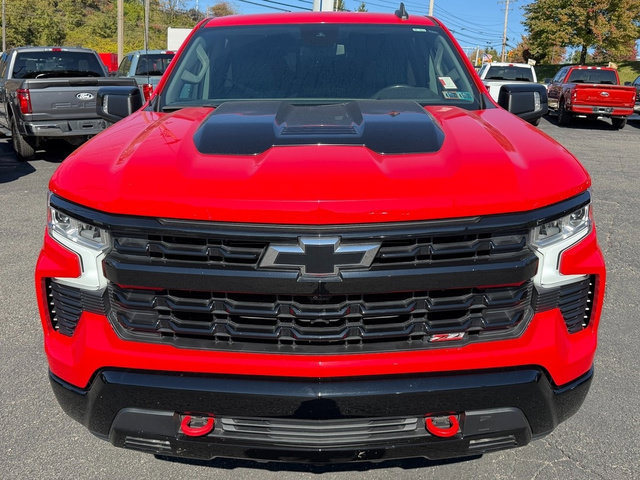 Used 2022 Chevrolet Silverado 1500 LT Trail Boss w/ LT Trail Boss Premium Package AWD/4WD image 9
