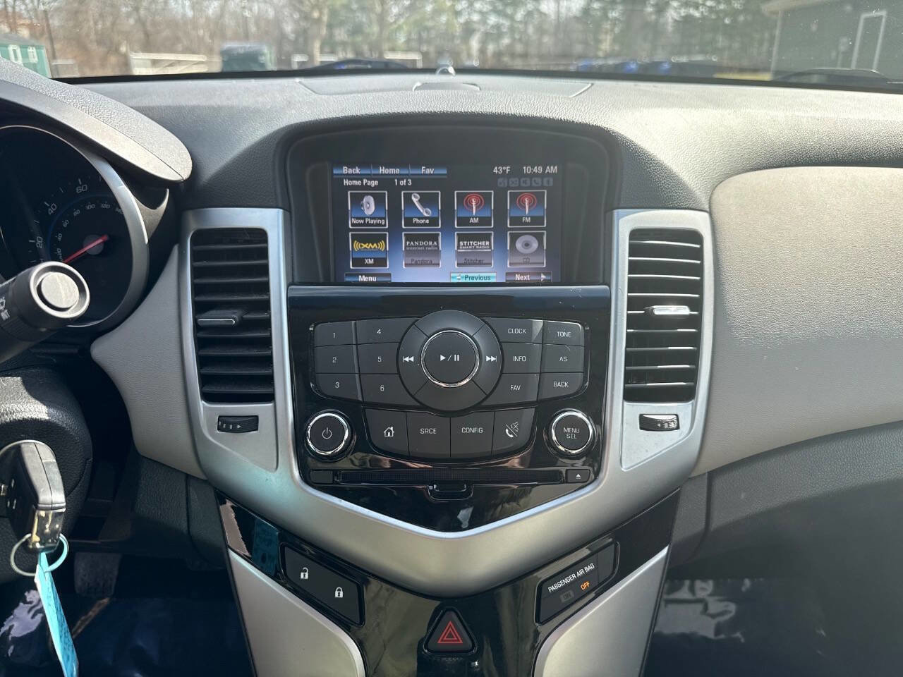 Used 2014 Chevrolet Cruze LT w/ Technology Package image 21