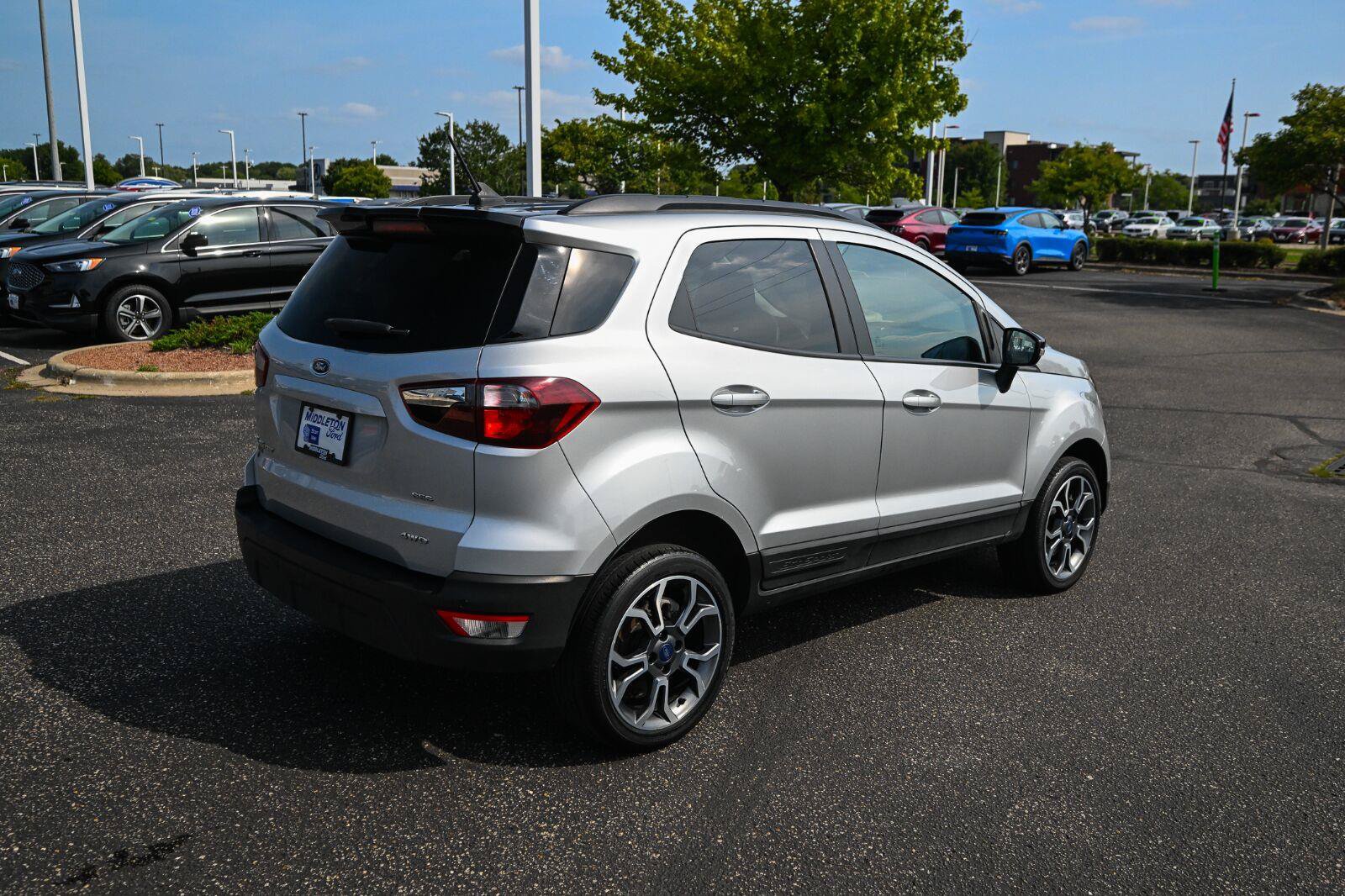Used 2020 Ford EcoSport SES w/ SES Black Appearance Package AWD/4WD image 5