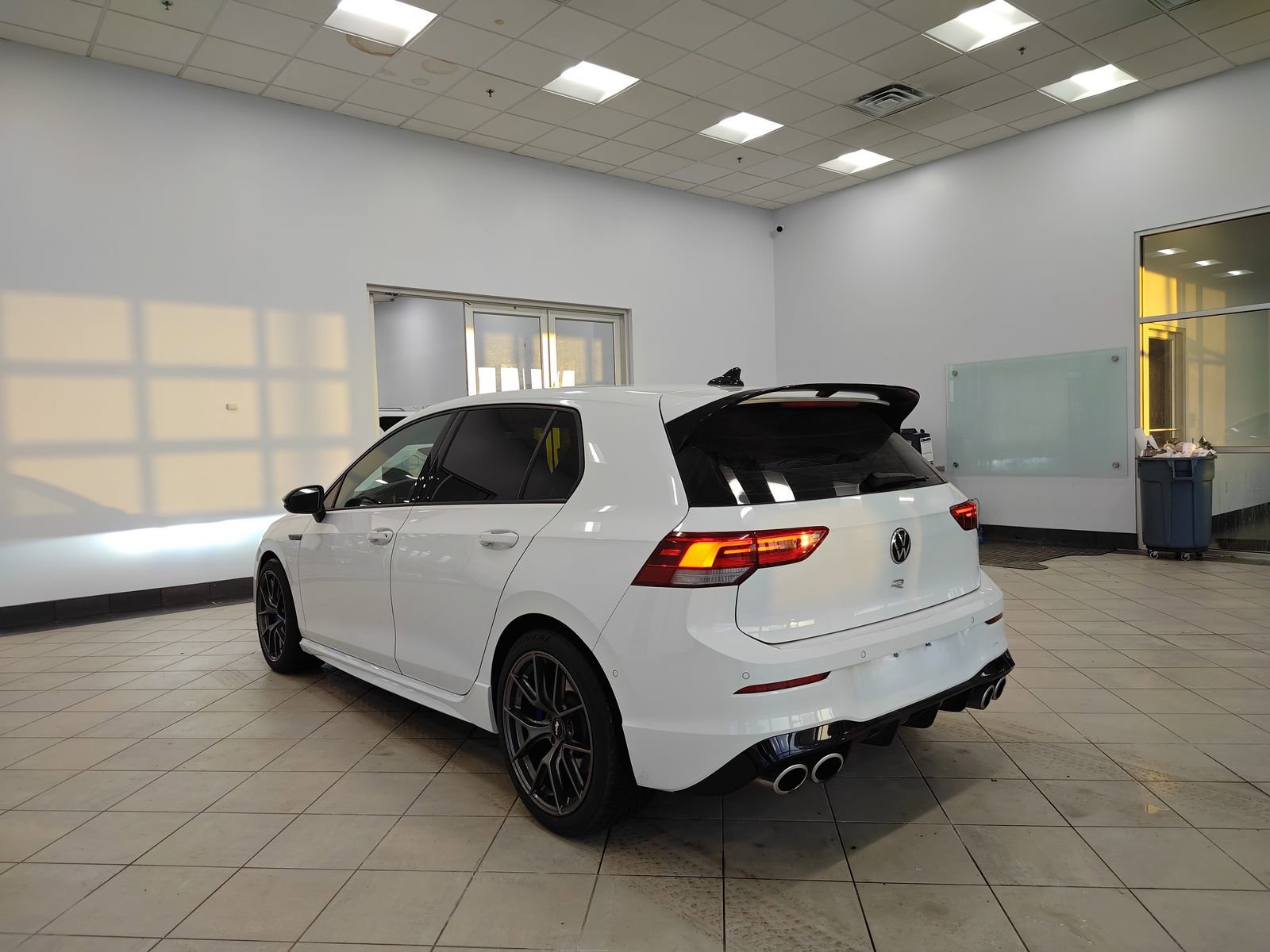 Used 2023 Volkswagen Golf R image 5