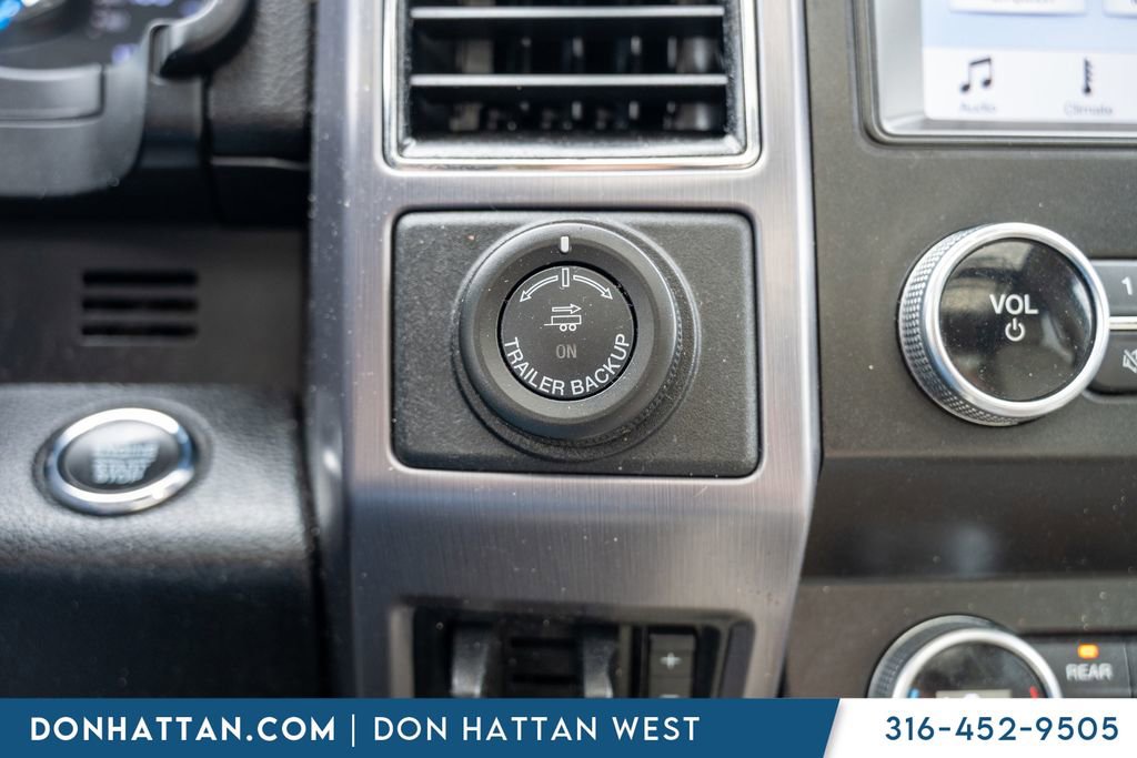 Used 2019 Ford Expedition Platinum AWD/4WD image 12