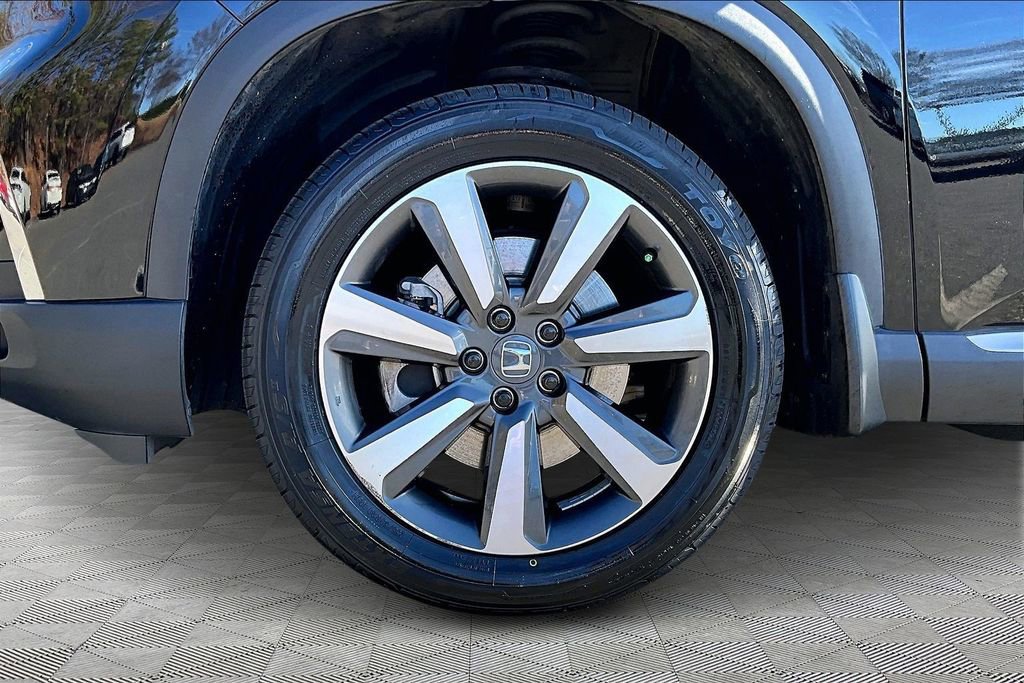 Used 2025 Honda Pilot Touring image 25