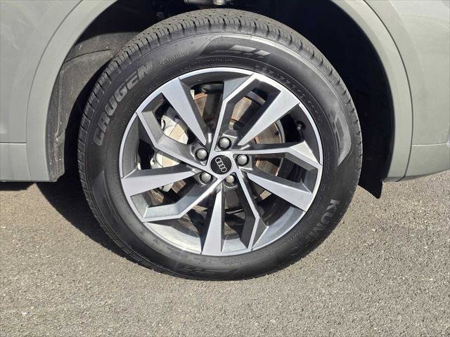 Used 2025 Audi Q5 2.0T Premium Plus w/ Premium Plus Package image 9