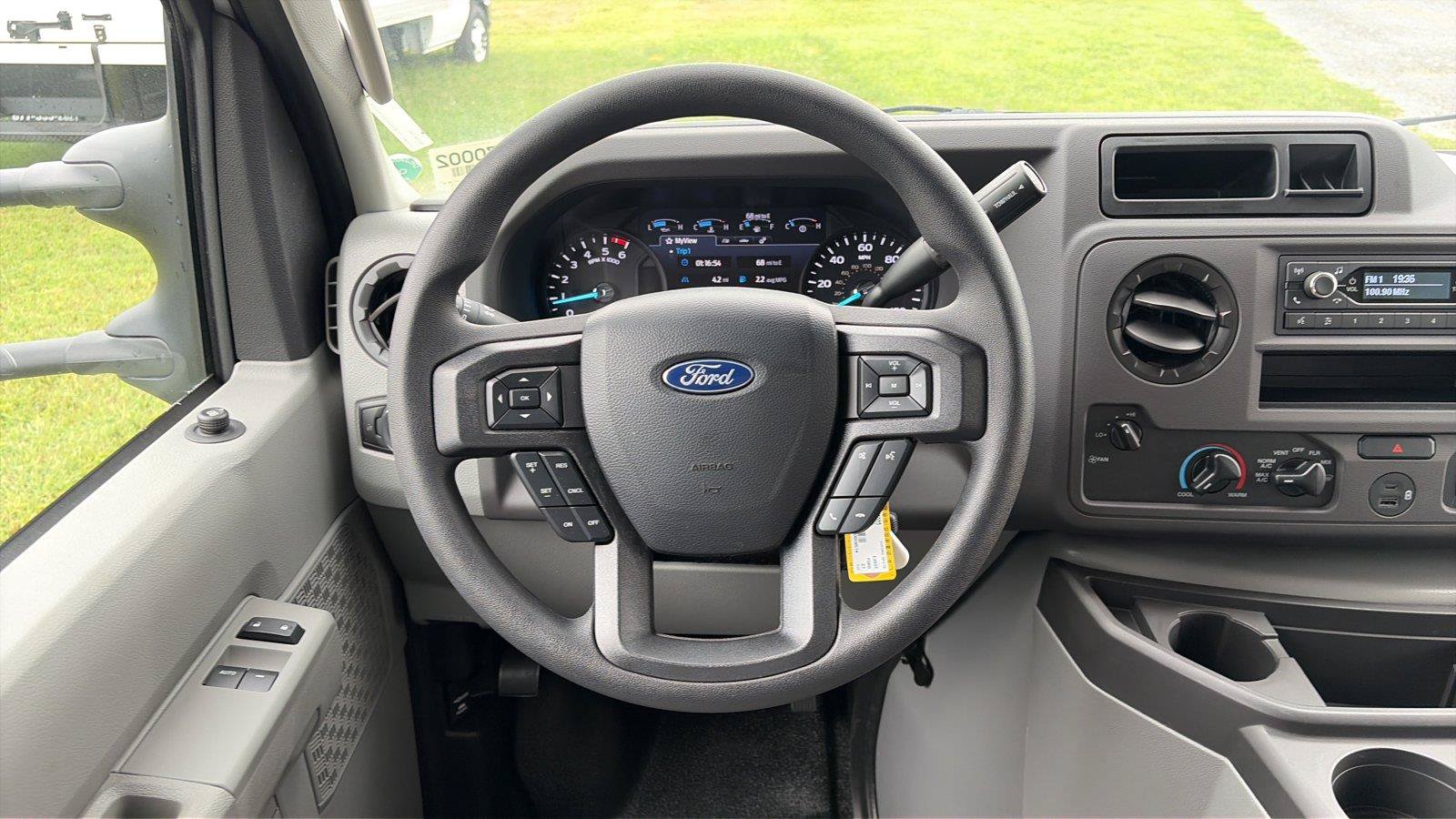 New 2027 Ford E-350 and Econoline 350 Super Duty w/ Power Equipment Group RWD image 11