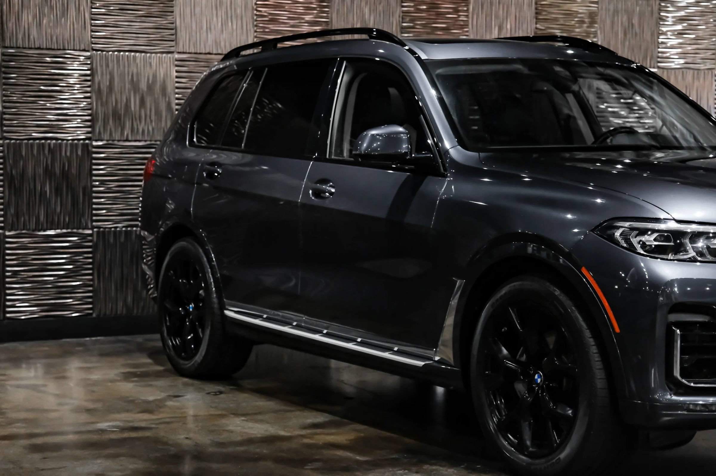 Used 2020 BMW X7 xDrive40i w/ Premium Package AWD/4WD image 6