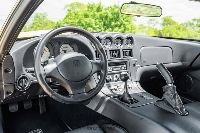 Used 2001 Dodge Viper GTS RWD image 33