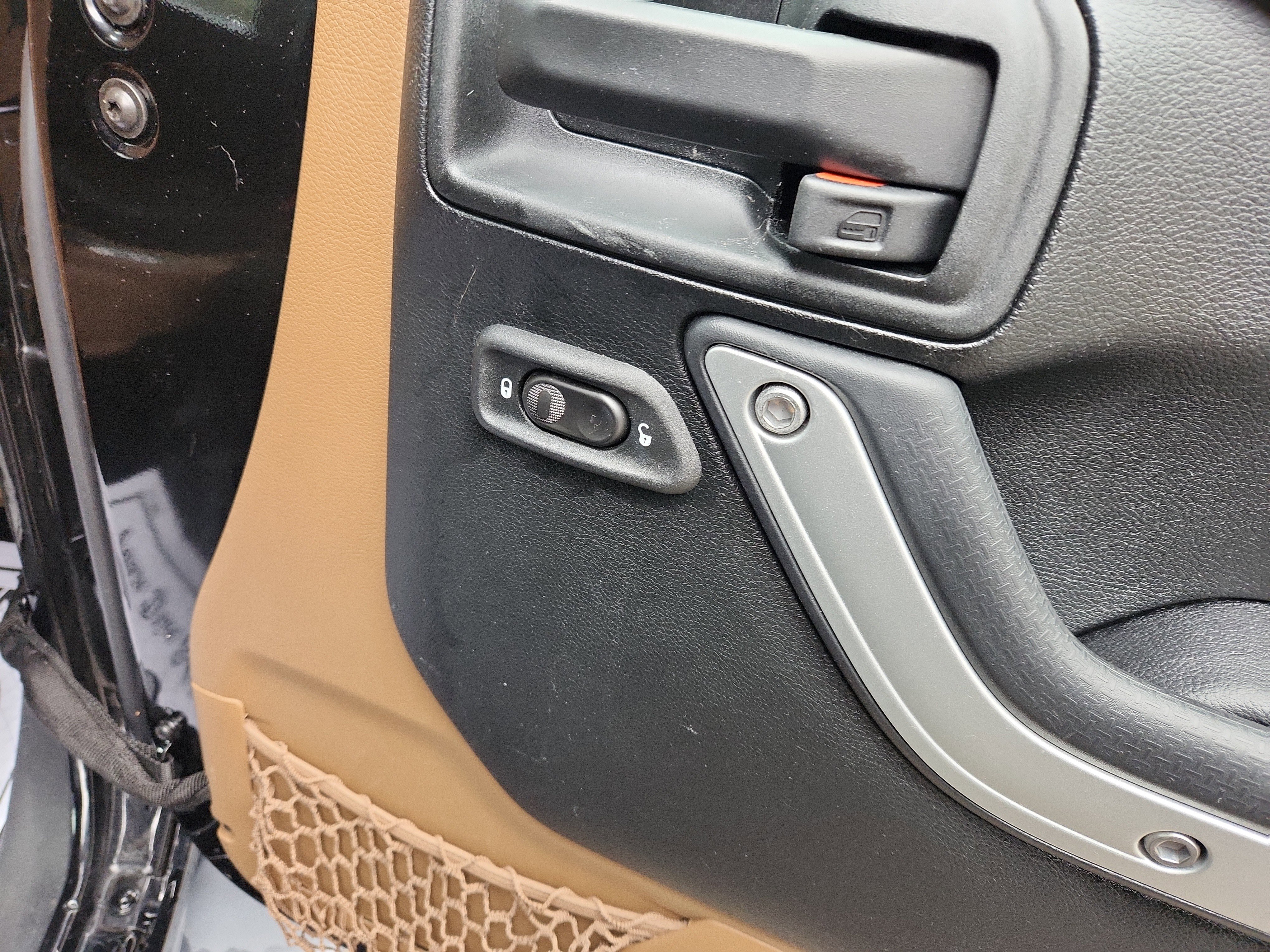 Used 2017 Jeep Wrangler Unlimited Sahara w/ Connectivity Group image 42