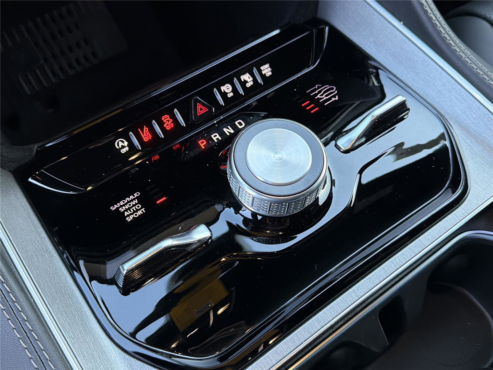 New 2026 Jeep Grand Wagoneer L Limited image 34