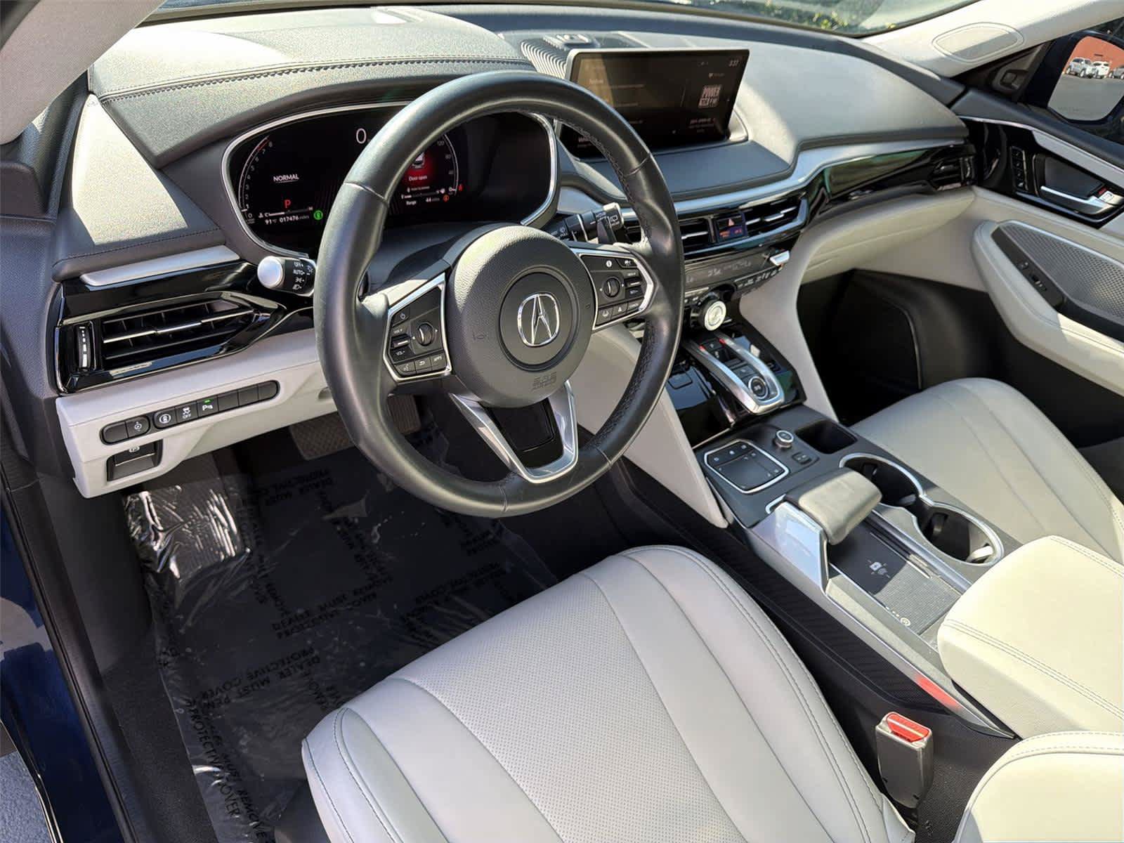 Used 2024 Acura MDX w/ Technology Package AWD/4WD image 2