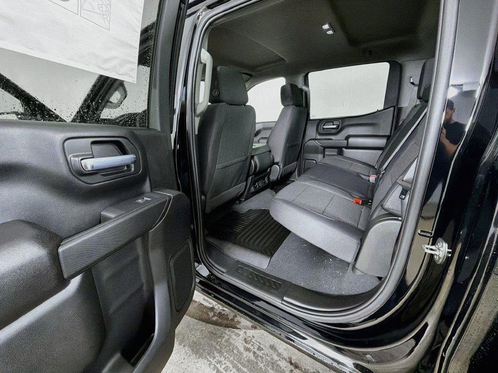 New 2026 Chevrolet Silverado 1500 Custom AWD/4WD image 16