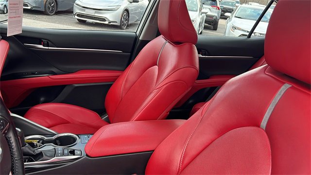 Used 2019 Toyota Camry XSE image 20